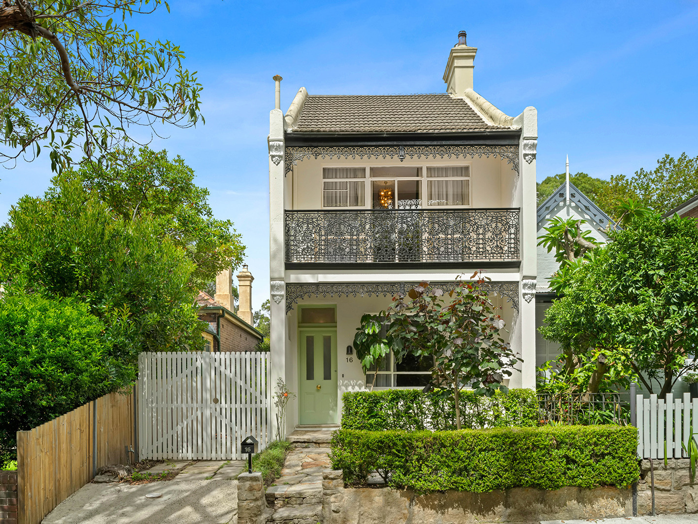 16 Kensington Road Summer Hill